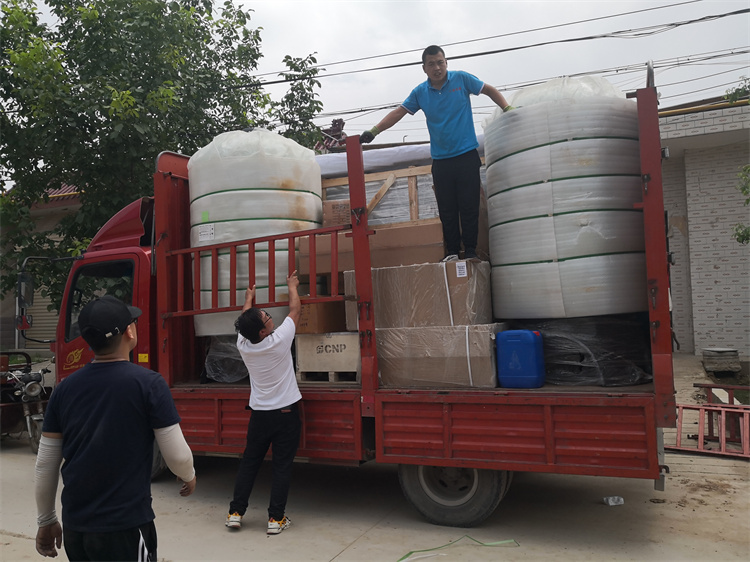 反渗透设备的出水在什么情况下需要添加还原剂？应该如何进行添加？